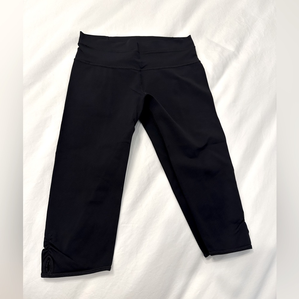 Lululemon invigorate crop black legging size 2 - Picture 4 of 13